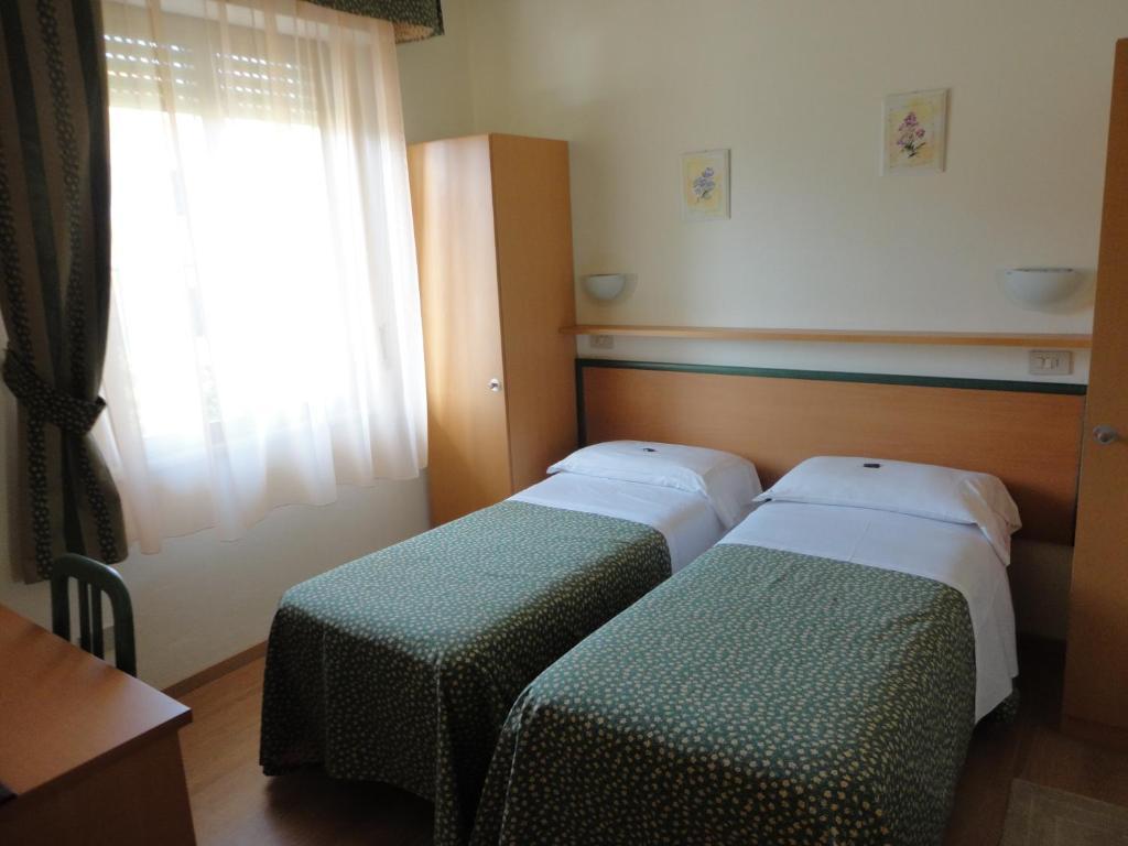 Hotel Mariani 리도디캄파이오레 객실 사진