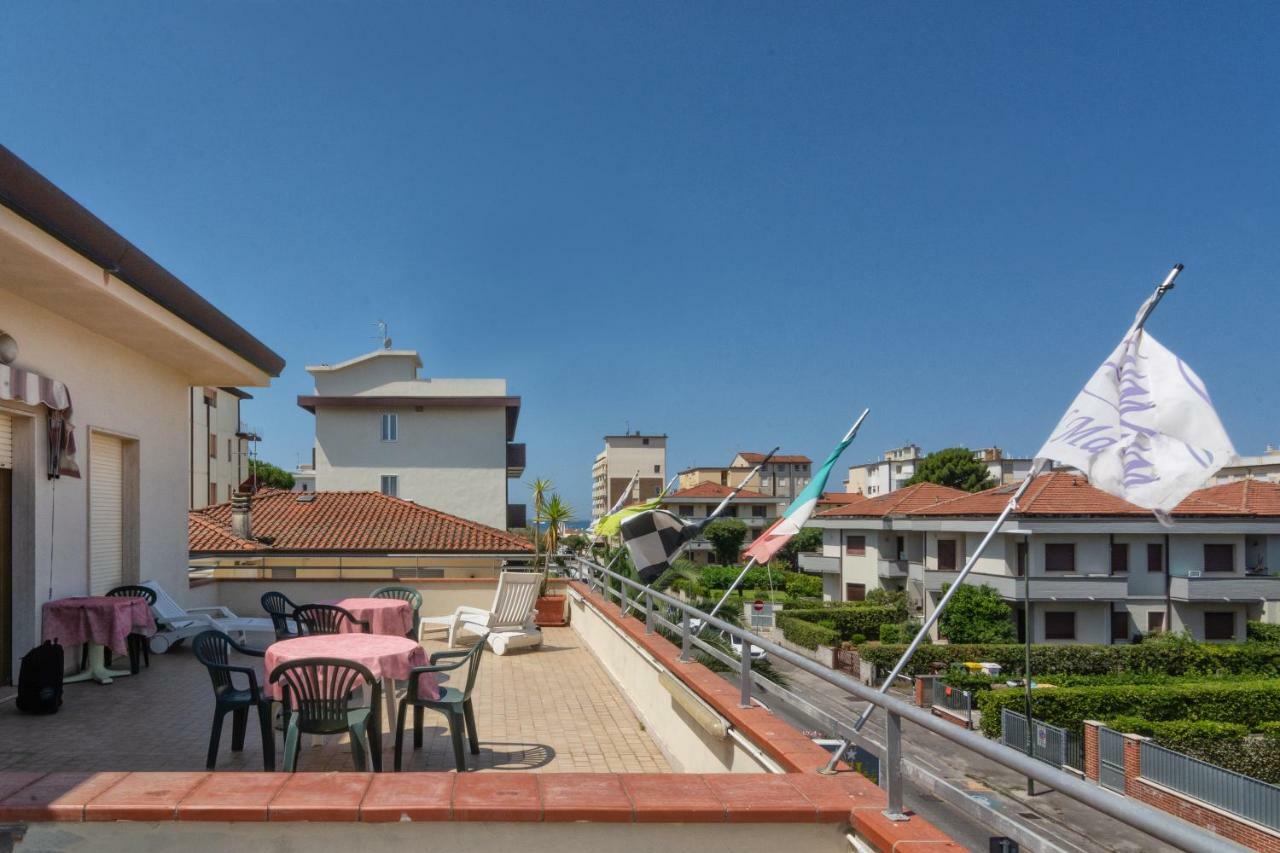 Hotel Mariani 리도디캄파이오레 외부 사진